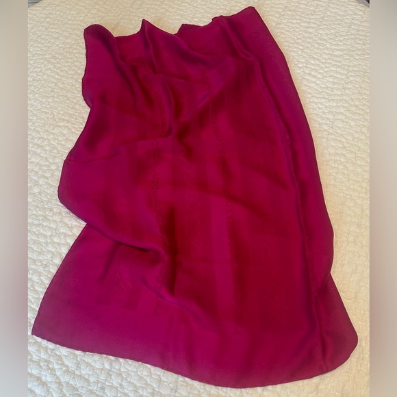 CHANEL Fuchsia Silk Scarf - 32.5” x 33.5” - Picture 10 of 13